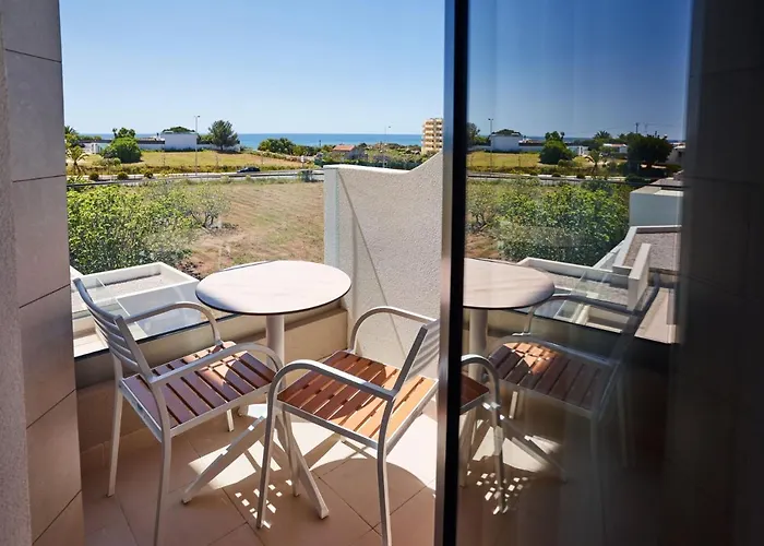 Rochavau 酒店 波尔蒂芒