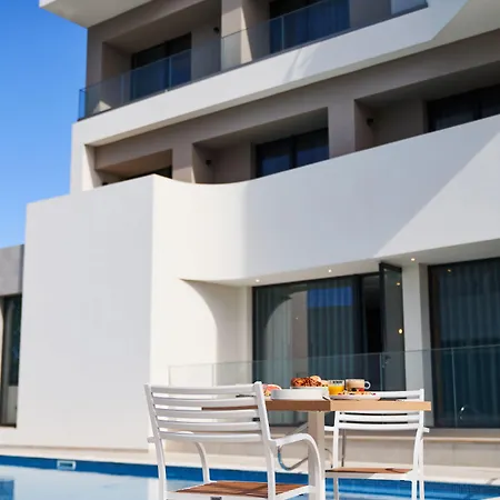Rochavau Portimao